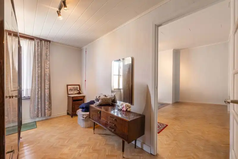 🏡 Gezinswoning met ruime garage en tuin TE KOOP in Meulebeke! foto 12