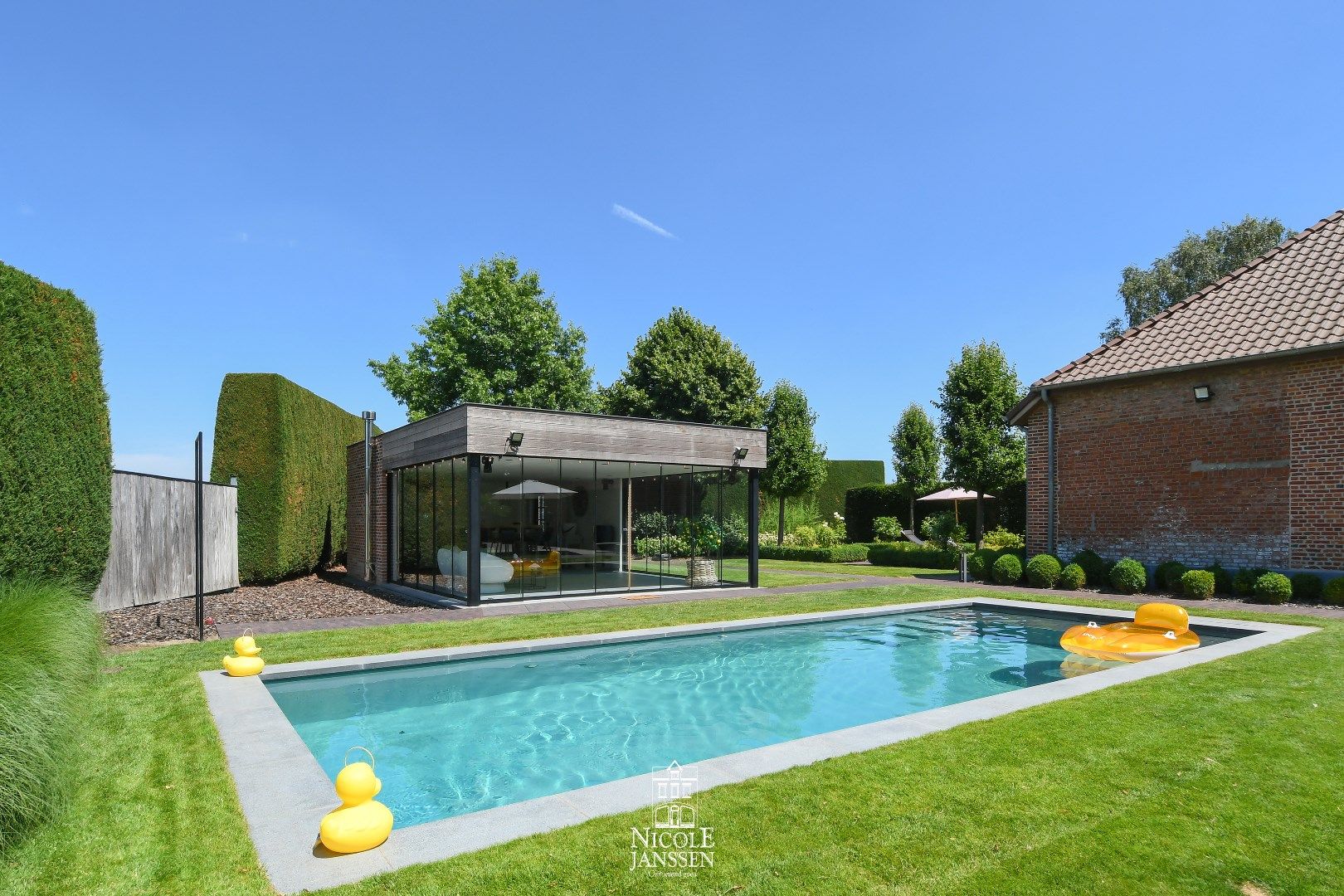 Gerenoveerde hoevewoning foto 24