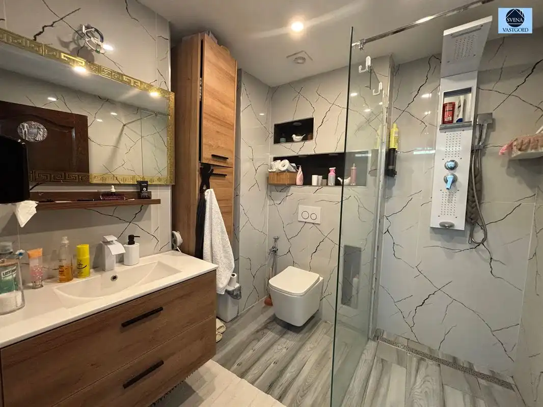 HUIS foto 8