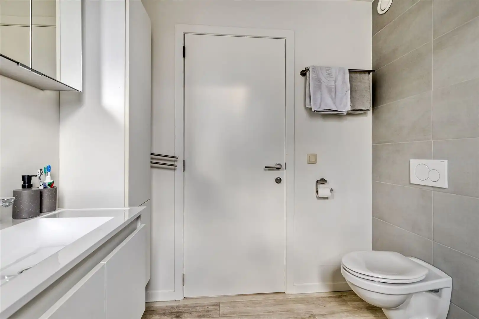 TE KOOP: Recente, lichtrijke woning met 3 slaapkamers te Tessenderlo! foto 17