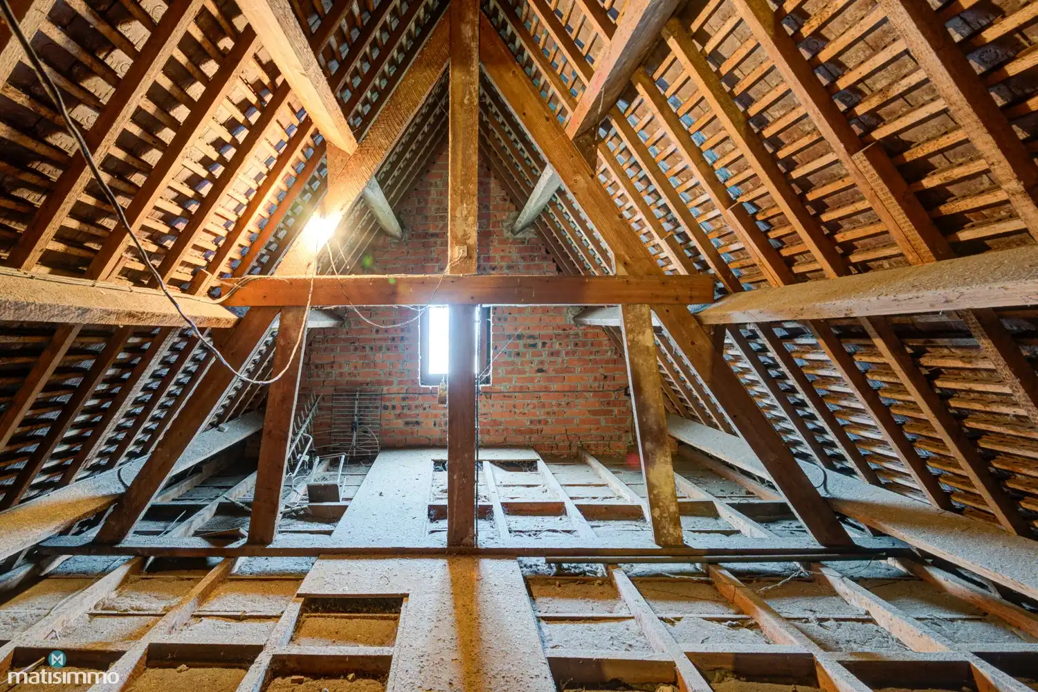 RIANTE VILLA MET CHARMANTE UITSTRALING ALS LANDHUIS OP ZEER RUIM PERCEEL IN WELLEN foto 35