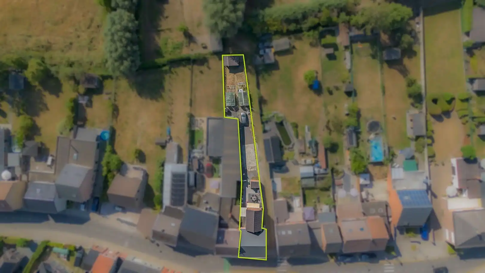 Gezellige HOB met ruime tuin, serres, tuinhuis en eigen oprit te Buggenhout foto 20