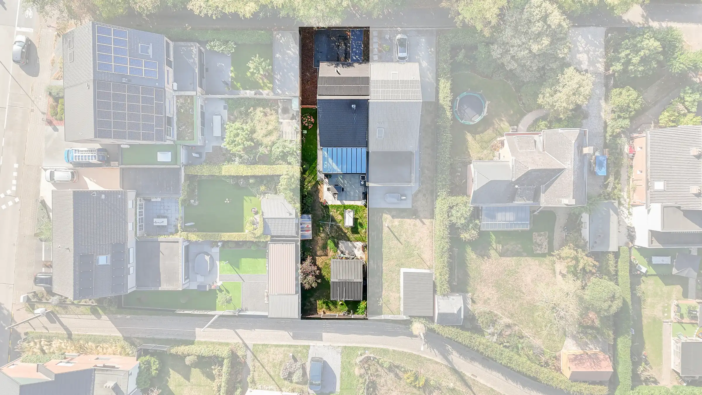 Recente half open bebouwing op gunstige locatie foto 22