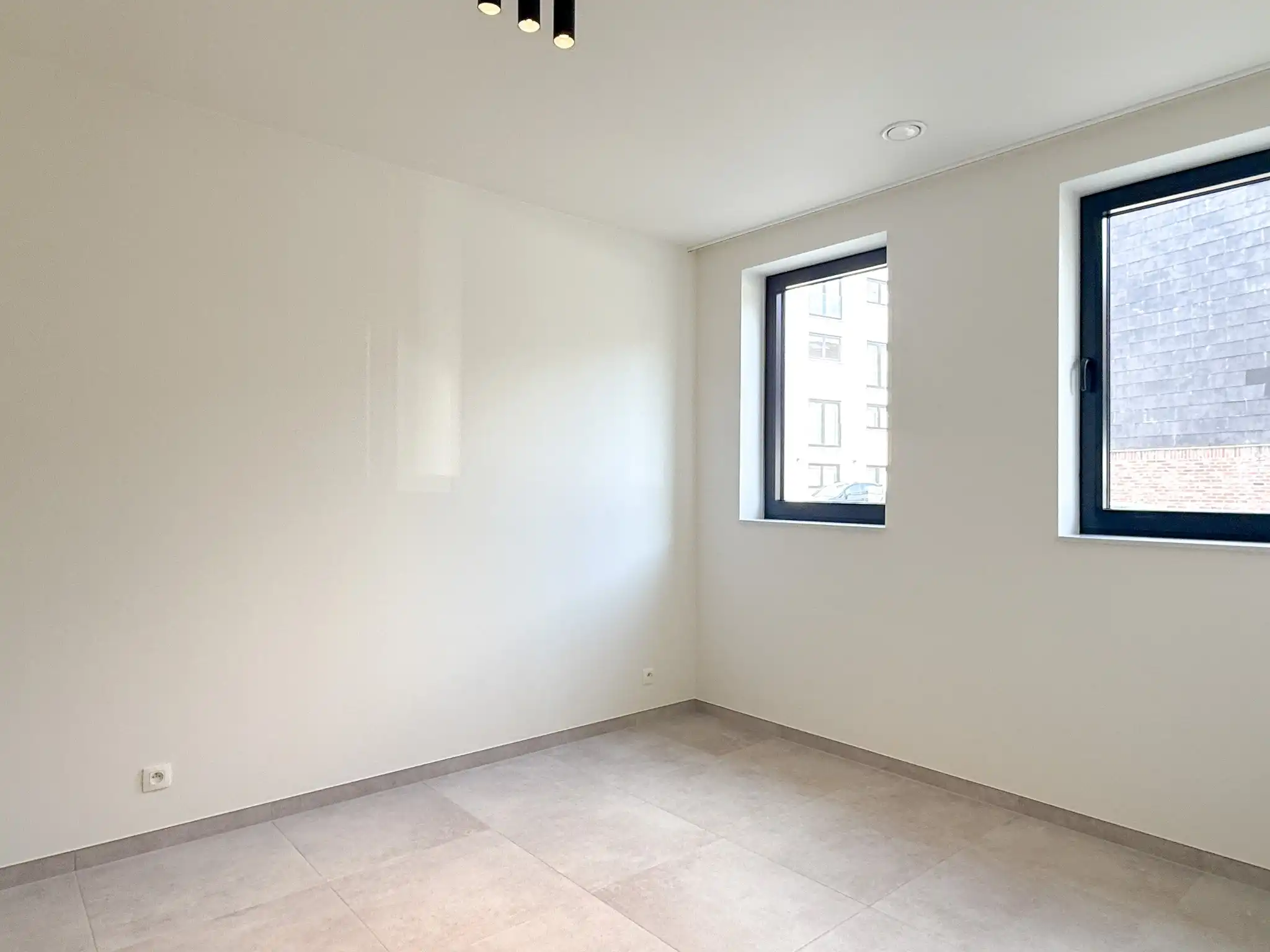 Gelijkvloers nieuwbouwappartement met tuin en twee slaapkamers foto 9