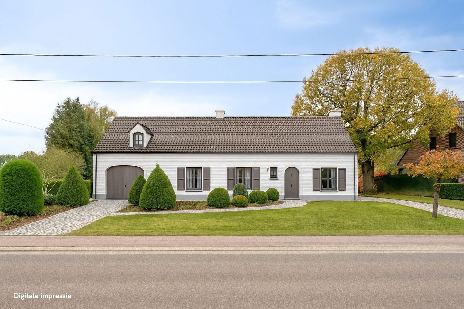 Karaktervolle te renoveren woning op perceel van 37a20ca! foto 3