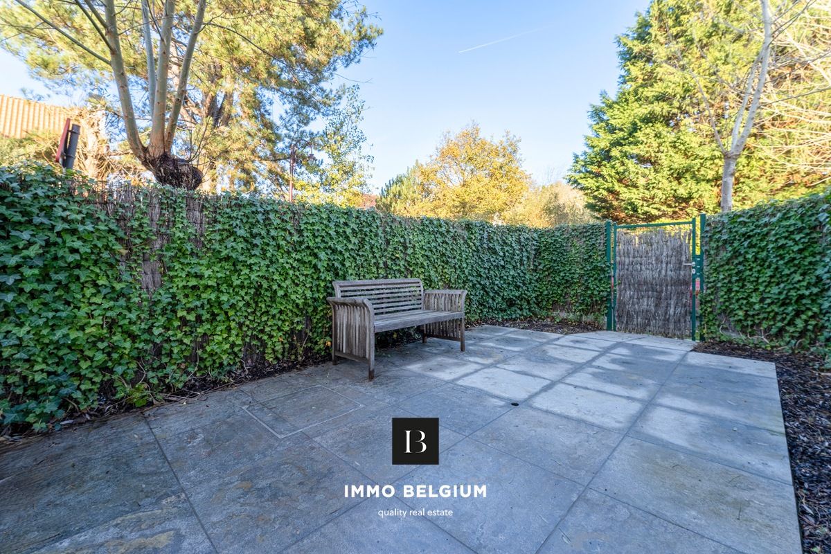 Prachtig gerenoveerde woning op 700m van het strand foto 8