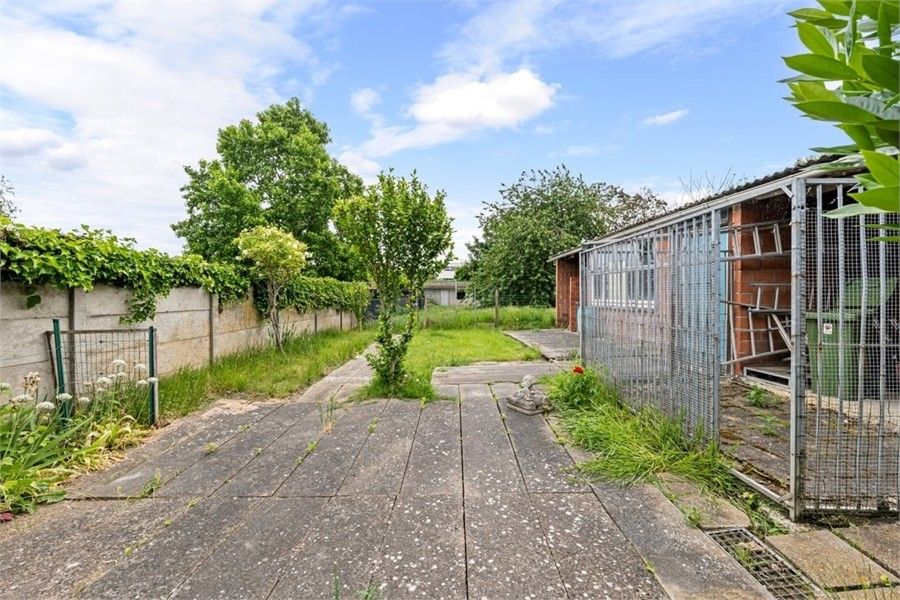 RUIM TE REOVEREN GEZINSWONING OP EEN PERCEEL VAN 8A79CA IN HET CENTRUM VAN SINT-TRUIDEN foto 21