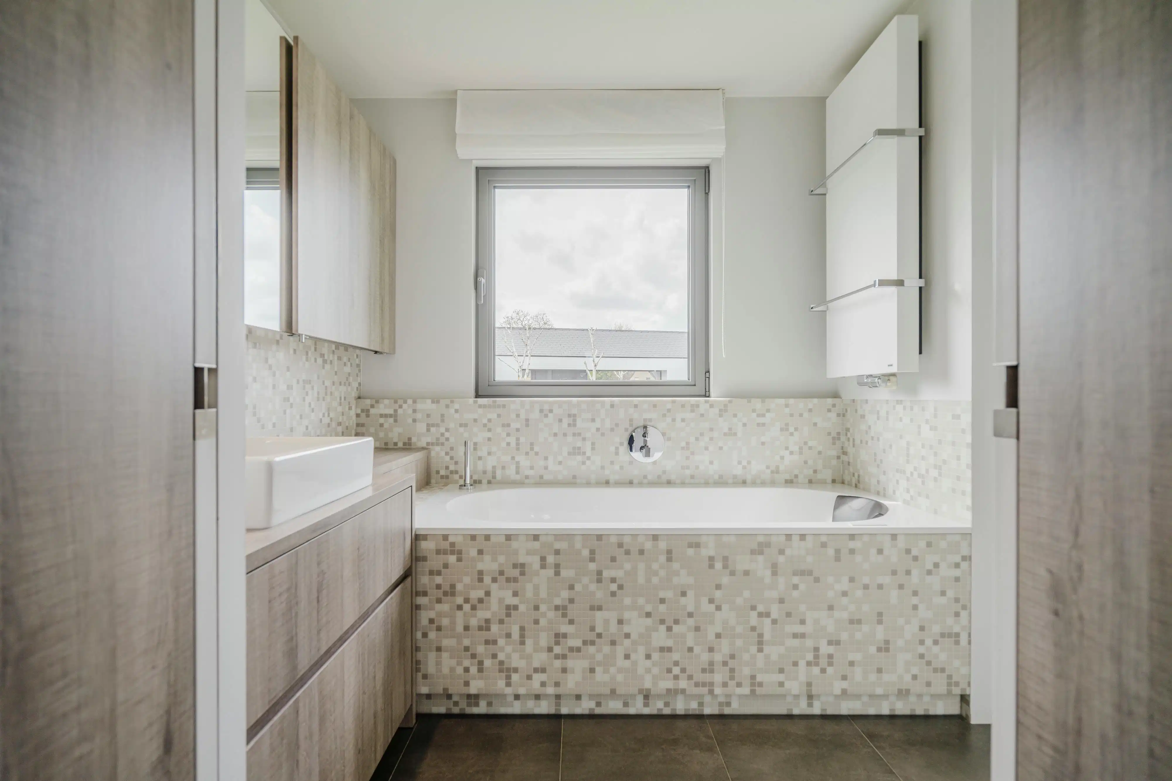 Instapklare bungalow op 749m² te koop in Wevelgem! foto 11