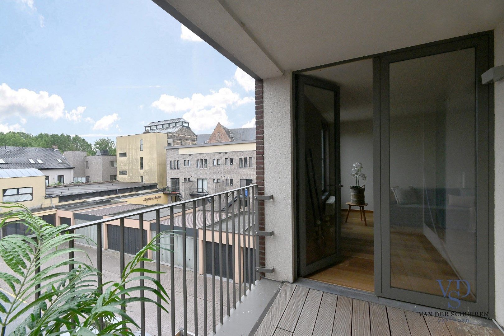 Eigentijds appartement in centrum Eke.  foto {{pictureIndex}}
