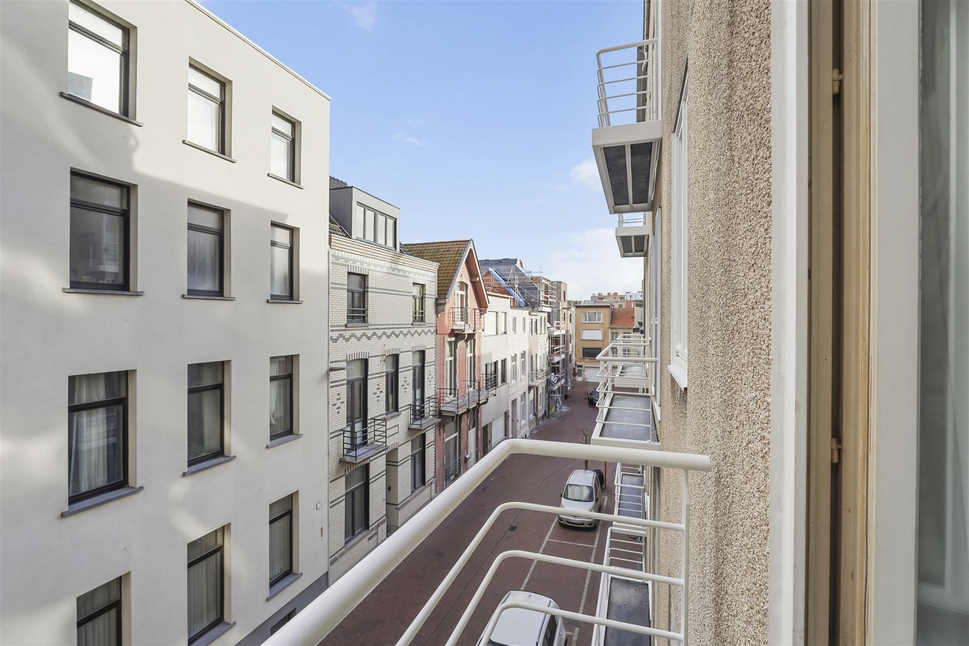 SLAAPHOEK / CENTRALE LIGGING foto 6