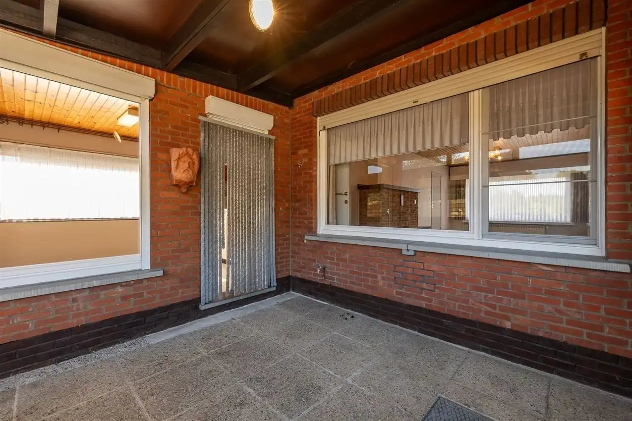 Degelijk woonhuis op topligging in Zichem op fietsafstand station foto 27