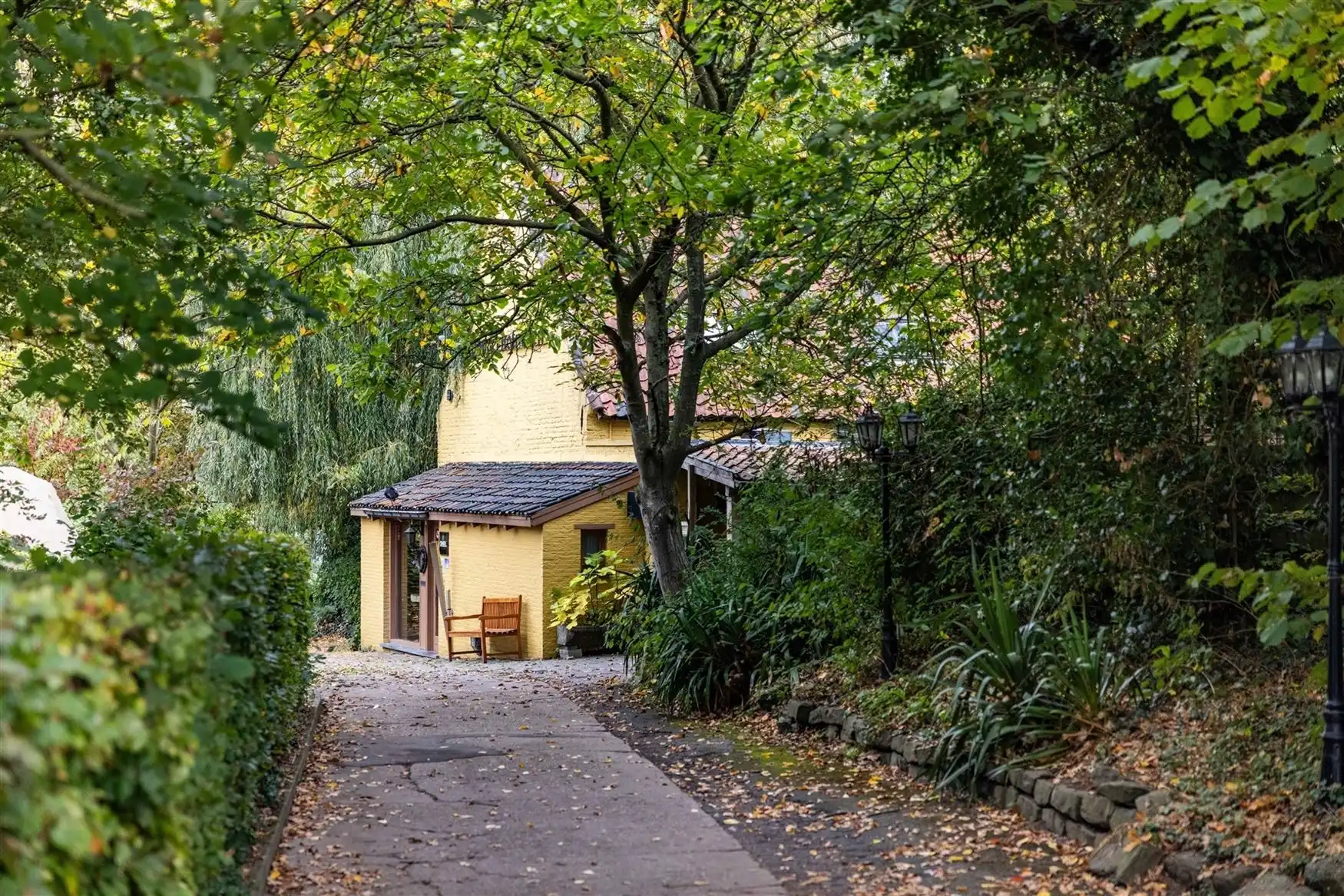 Hoofdfoto van de publicatie: Uniek eigendom te koop: de Zwadderkotmolen.