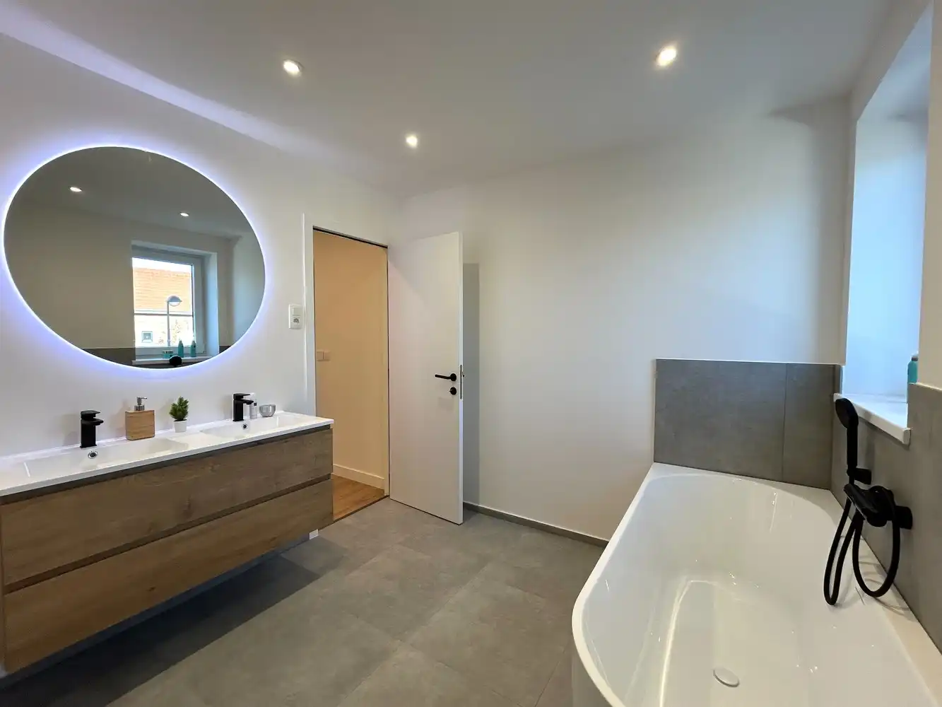 Volledig gerenoveerde woning met EPC-label A in het centrum van Bertem foto 13