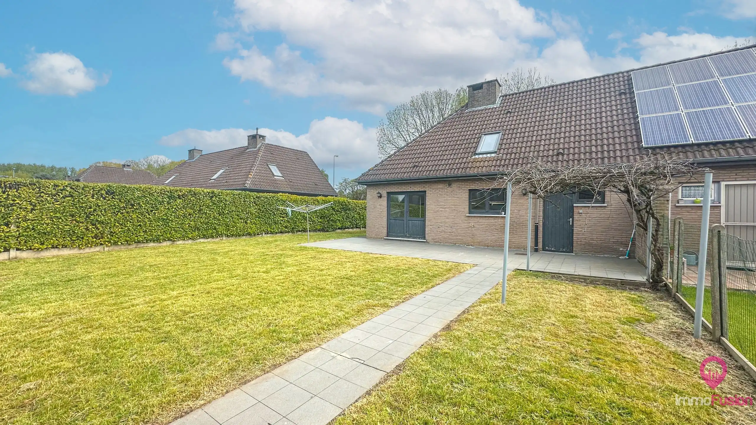 mooie gezinswoning met 3 slaapkamers en tuin foto 26