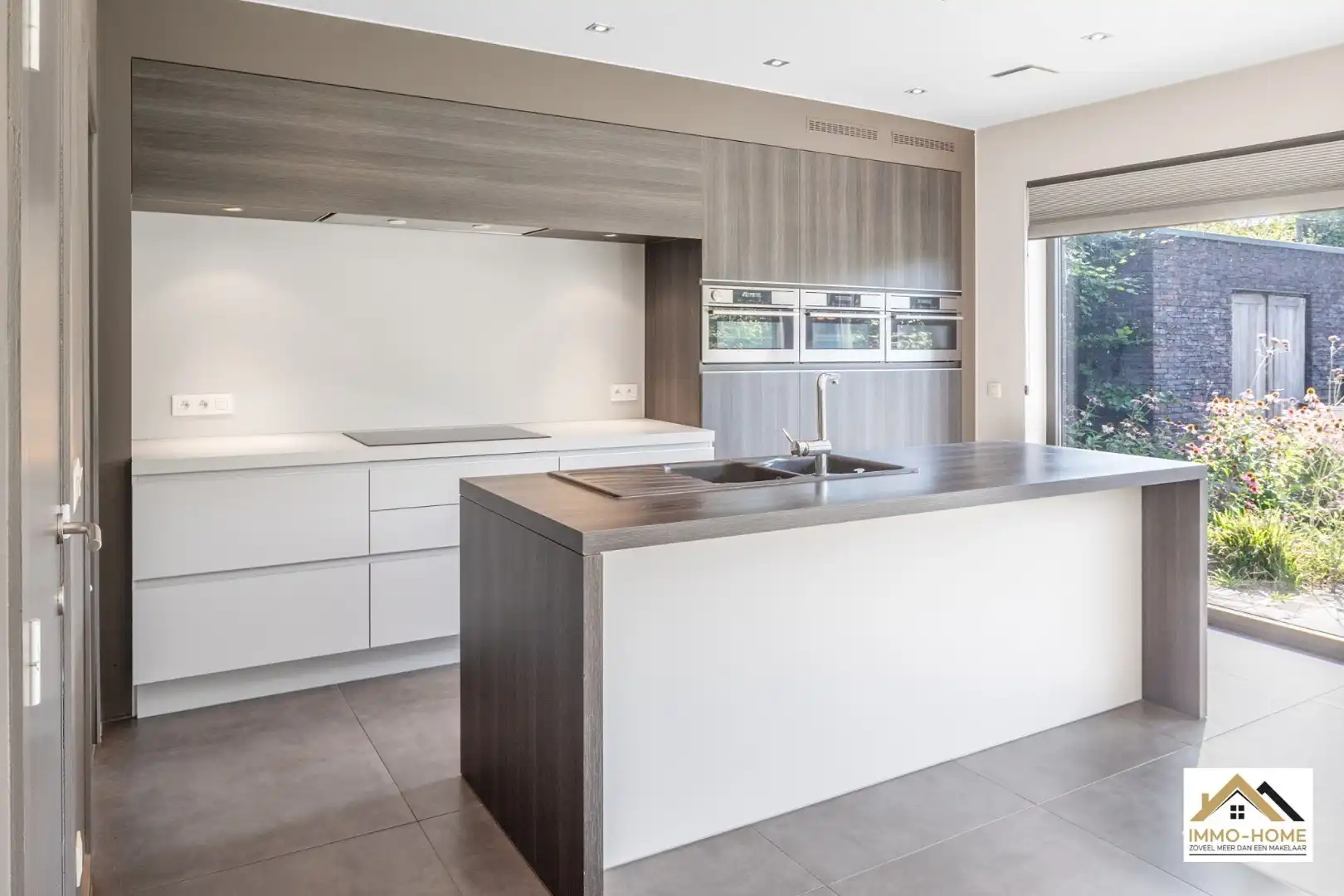 Knappe recente vrijstaande woning in centrum Lochristi!  foto 11