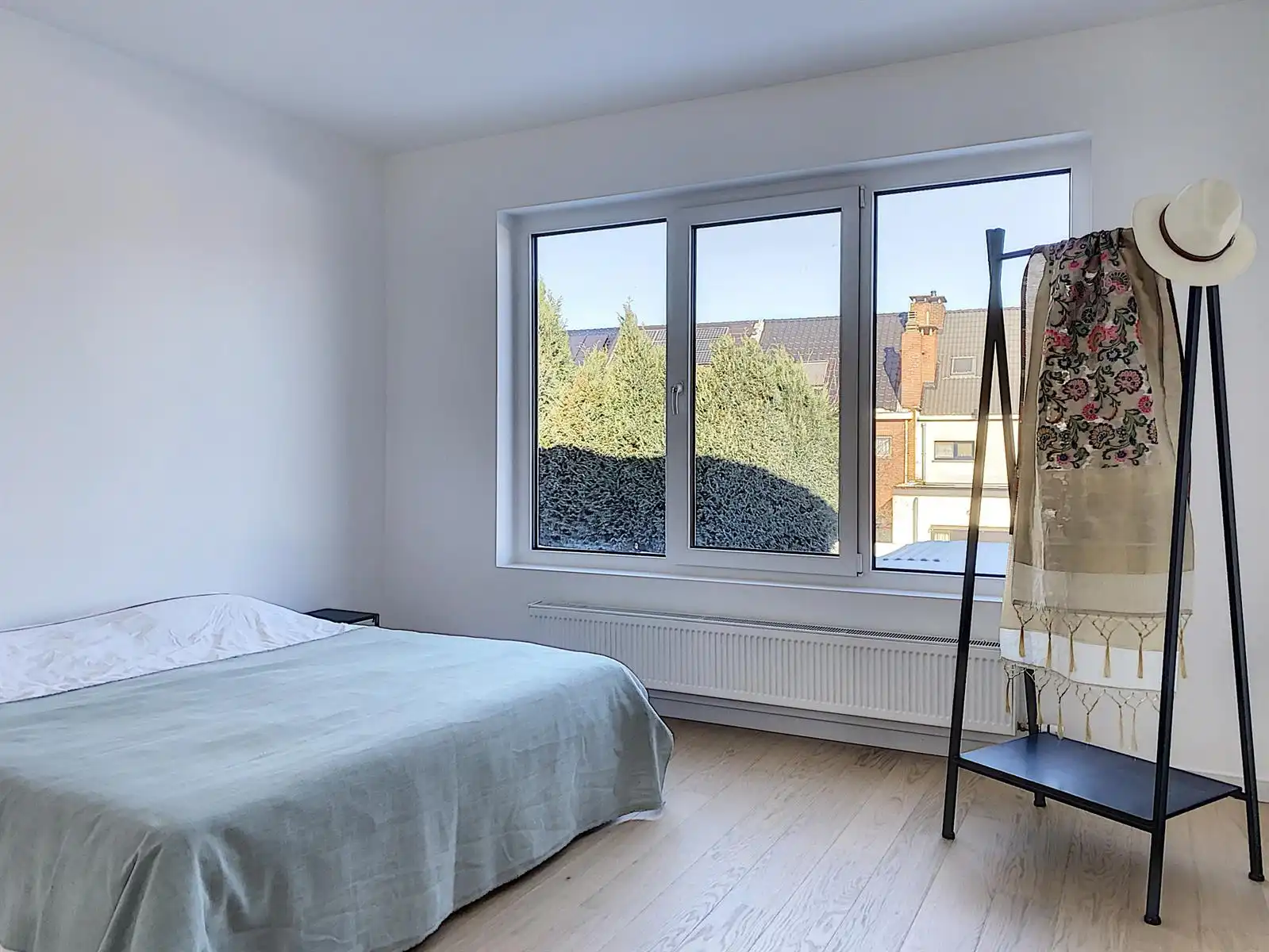 Prachtig vernieuwd appartement in rustige straat met ideale verbinding A12-E19 foto 5