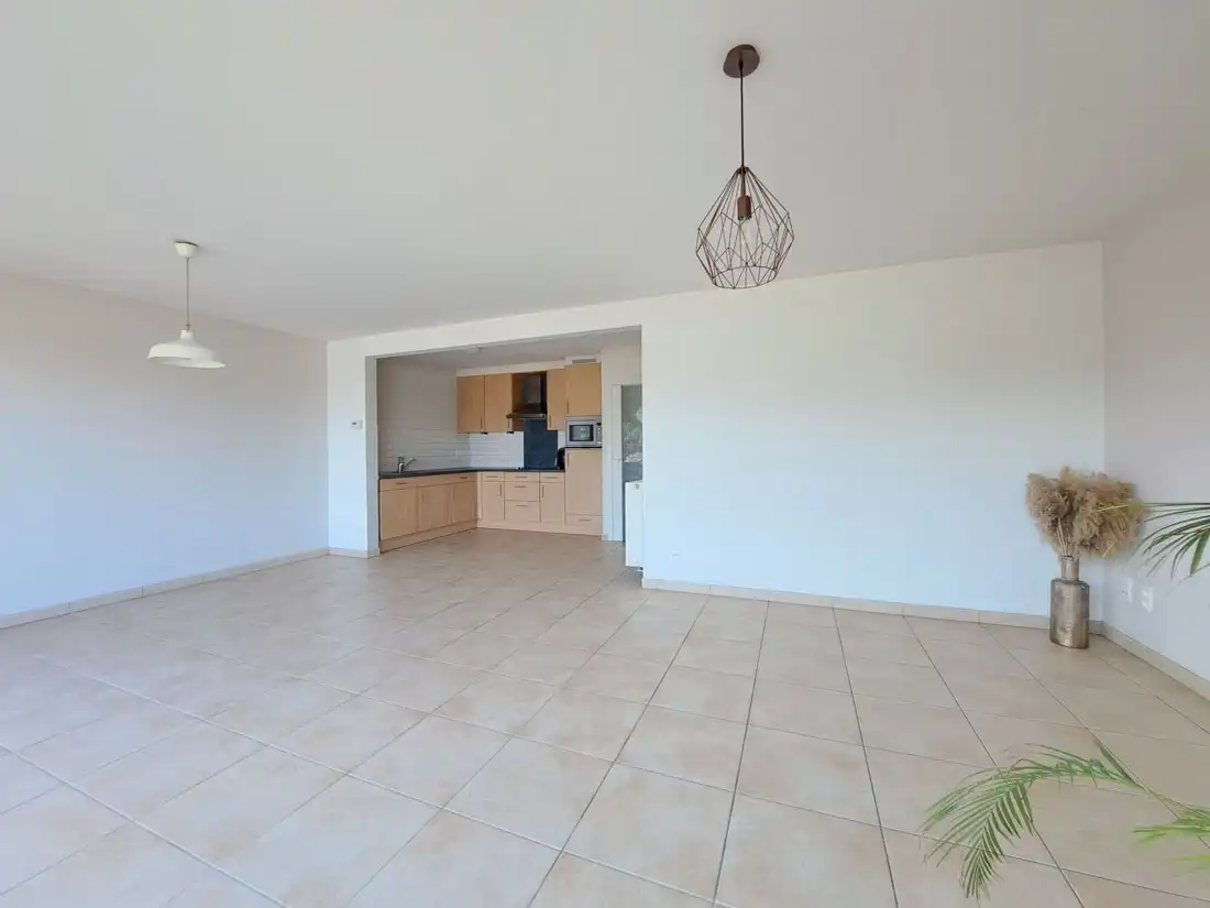 Modern appartement te Kortessem volledig INSTAPKLAAR foto 5