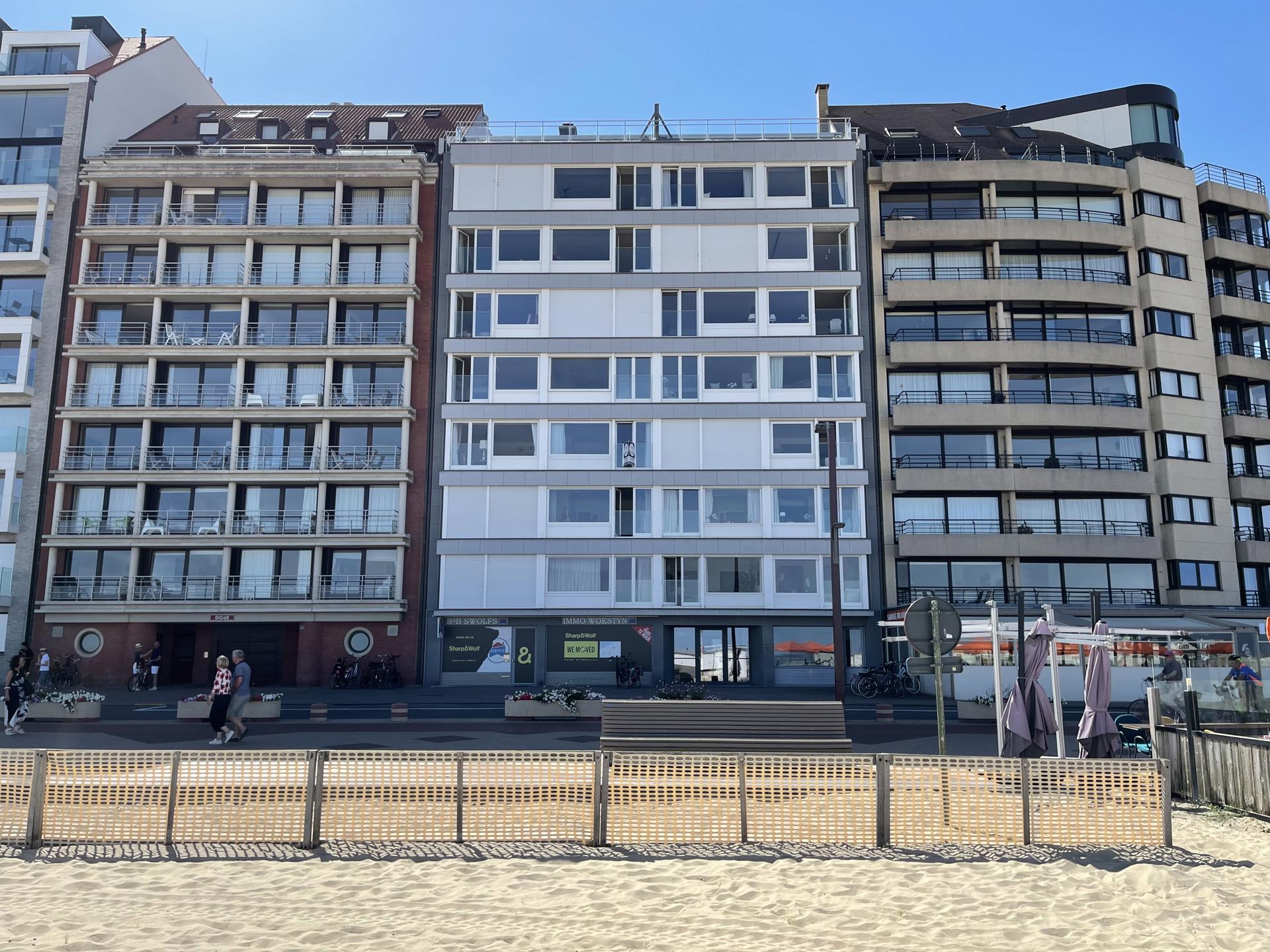 Appartement met FRONTAAL zeezicht nabij het Casino... foto 29
