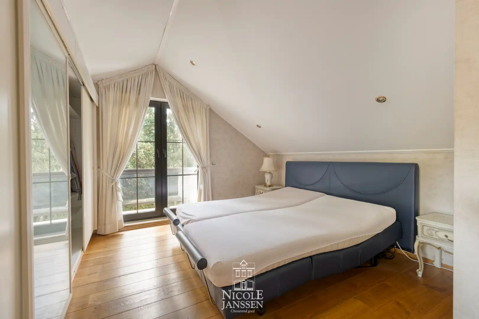 Vrijstaande villa foto 20