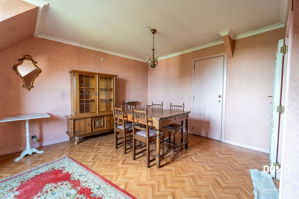 Karaktervolle woning - ruim, zonnig en centraal gelegen. Begint jouw nieuwe thuis hier? foto 29
