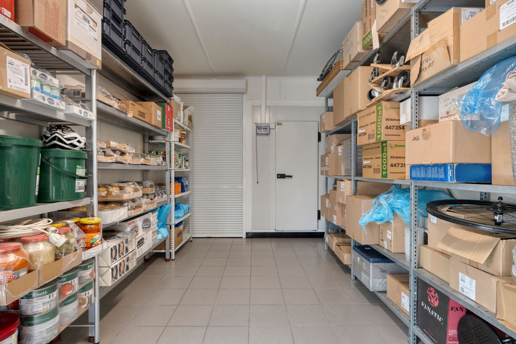 Perfect onderhouden eigendom, ideaal combinatie wonen/werk foto 8