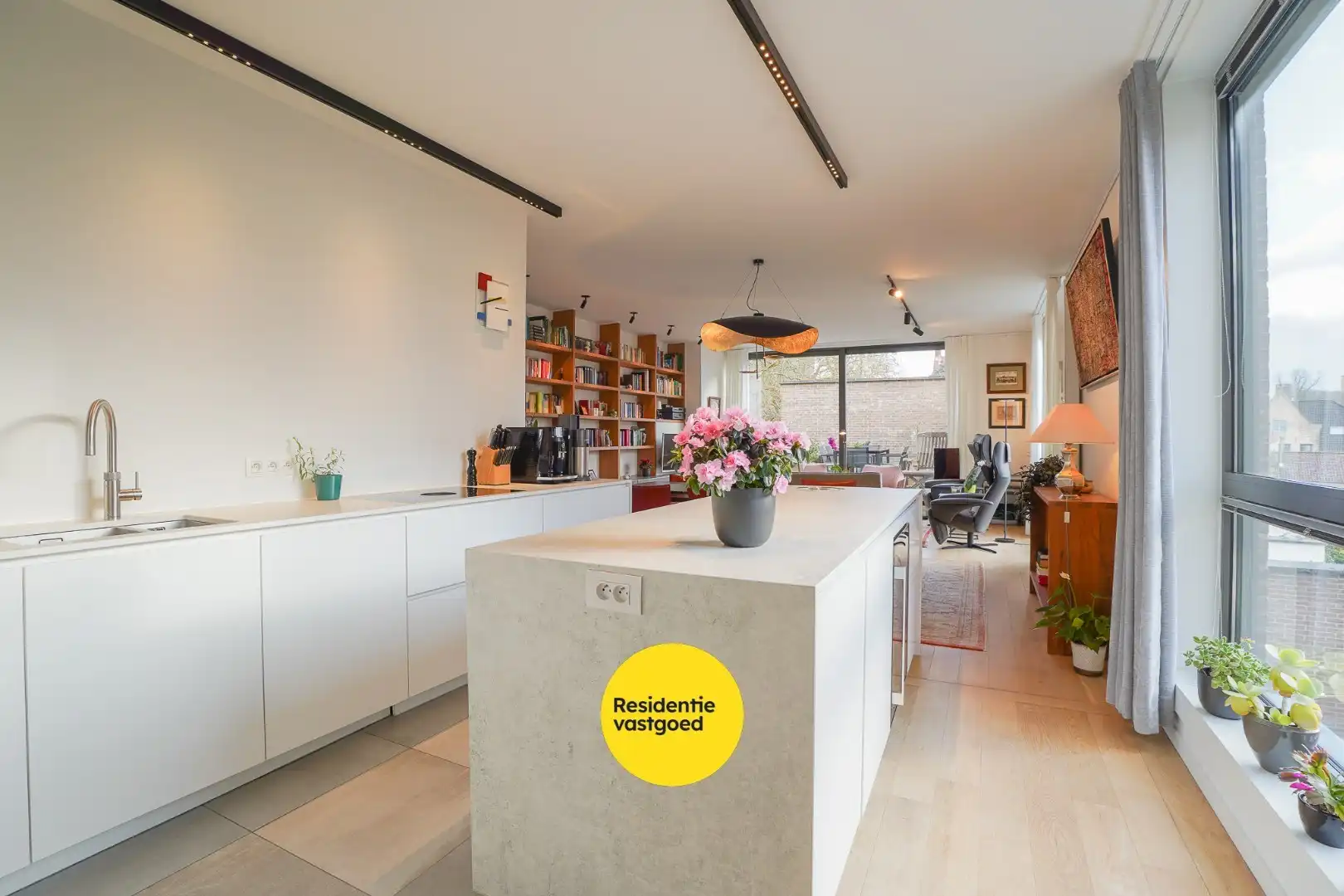 Exclusief wonen aan het Koningin Astridpark – stijlvol appartement met uitzonderlijk terras foto 6