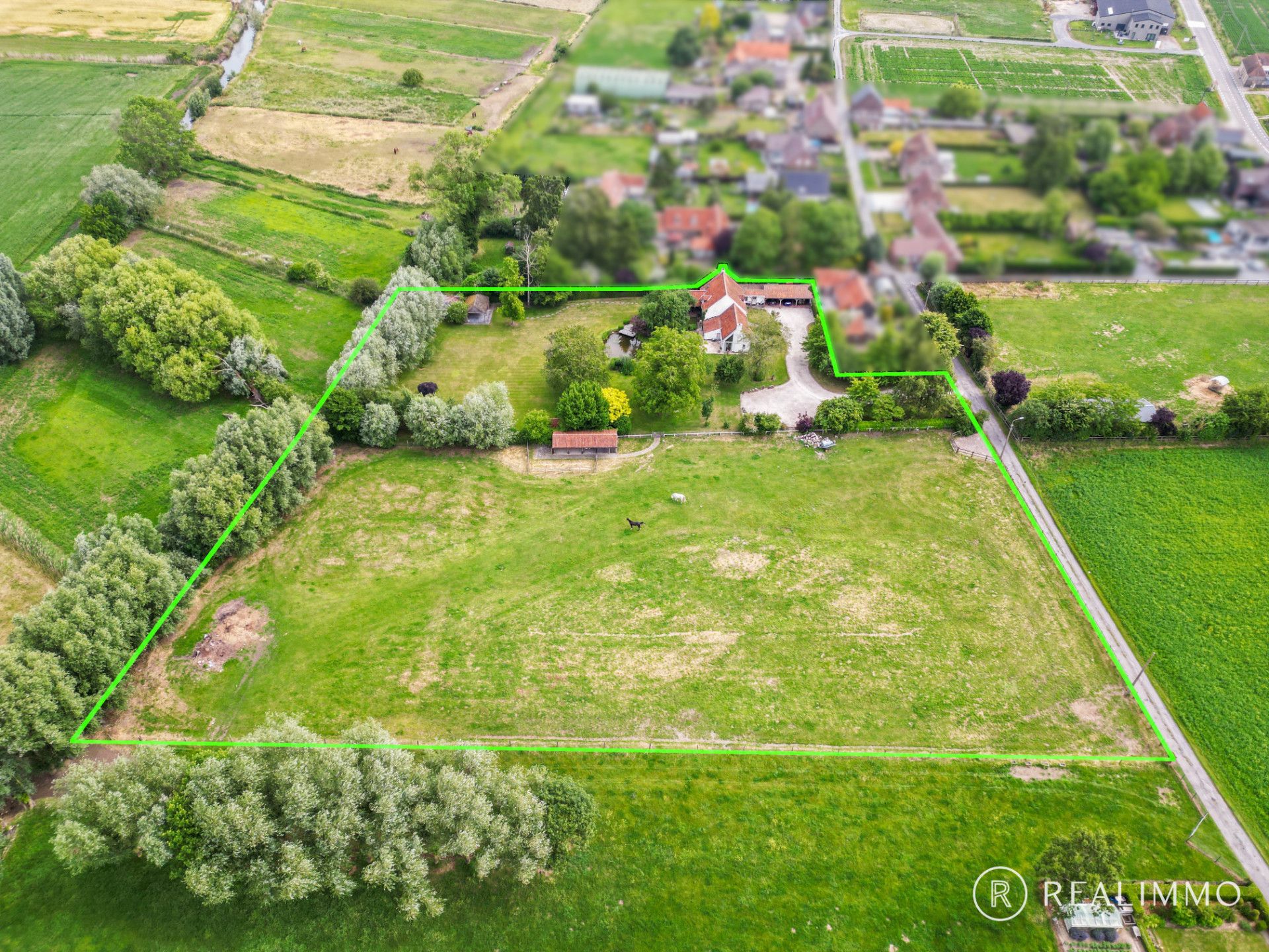 Wonen in alle rust op meer dan 1,2 hectare! foto 23