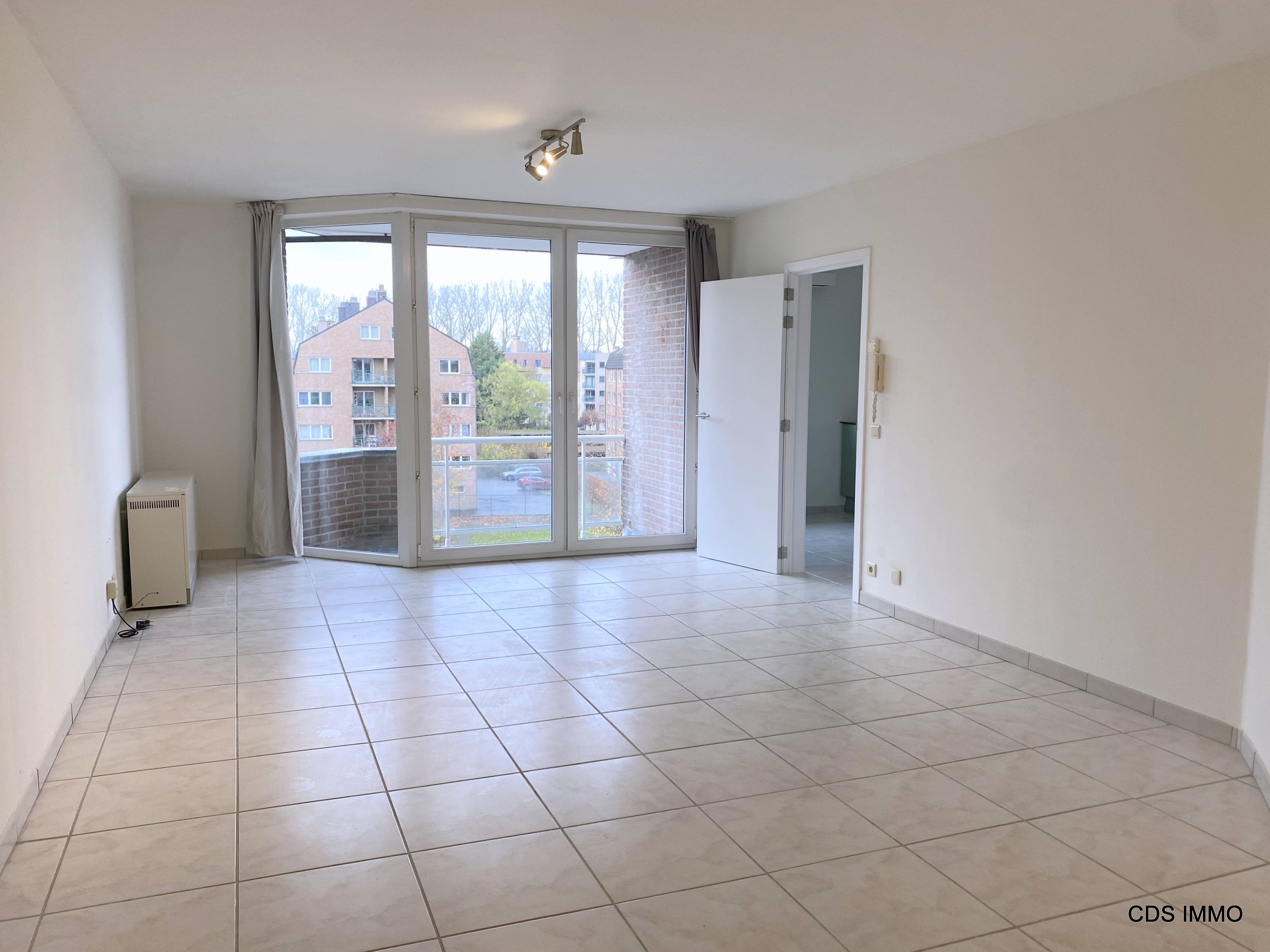 RUIM APPARTEMENT MET 2 SLPKS foto 2