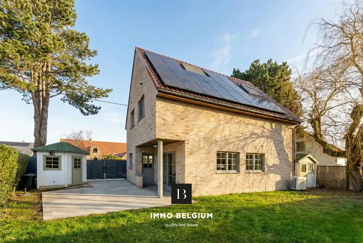 Energiezuinige, vrijstaande woning in rustige straat foto {{pictureIndex}}