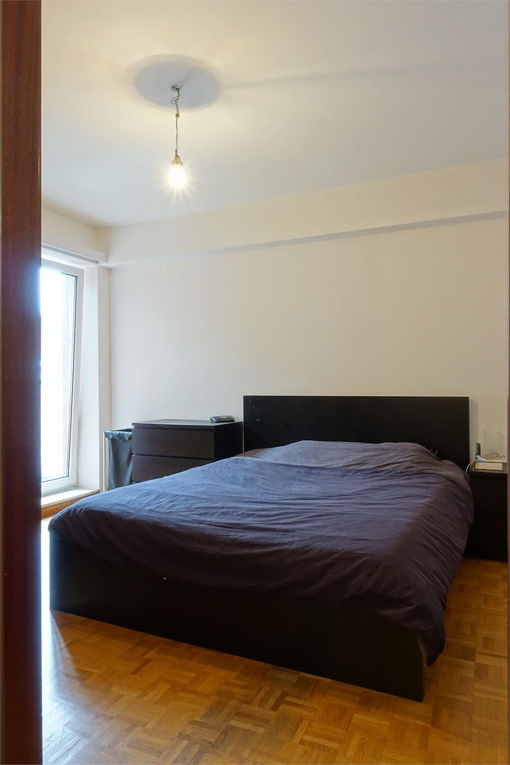 Appartement in centrum Halle met terras en lift. foto 7