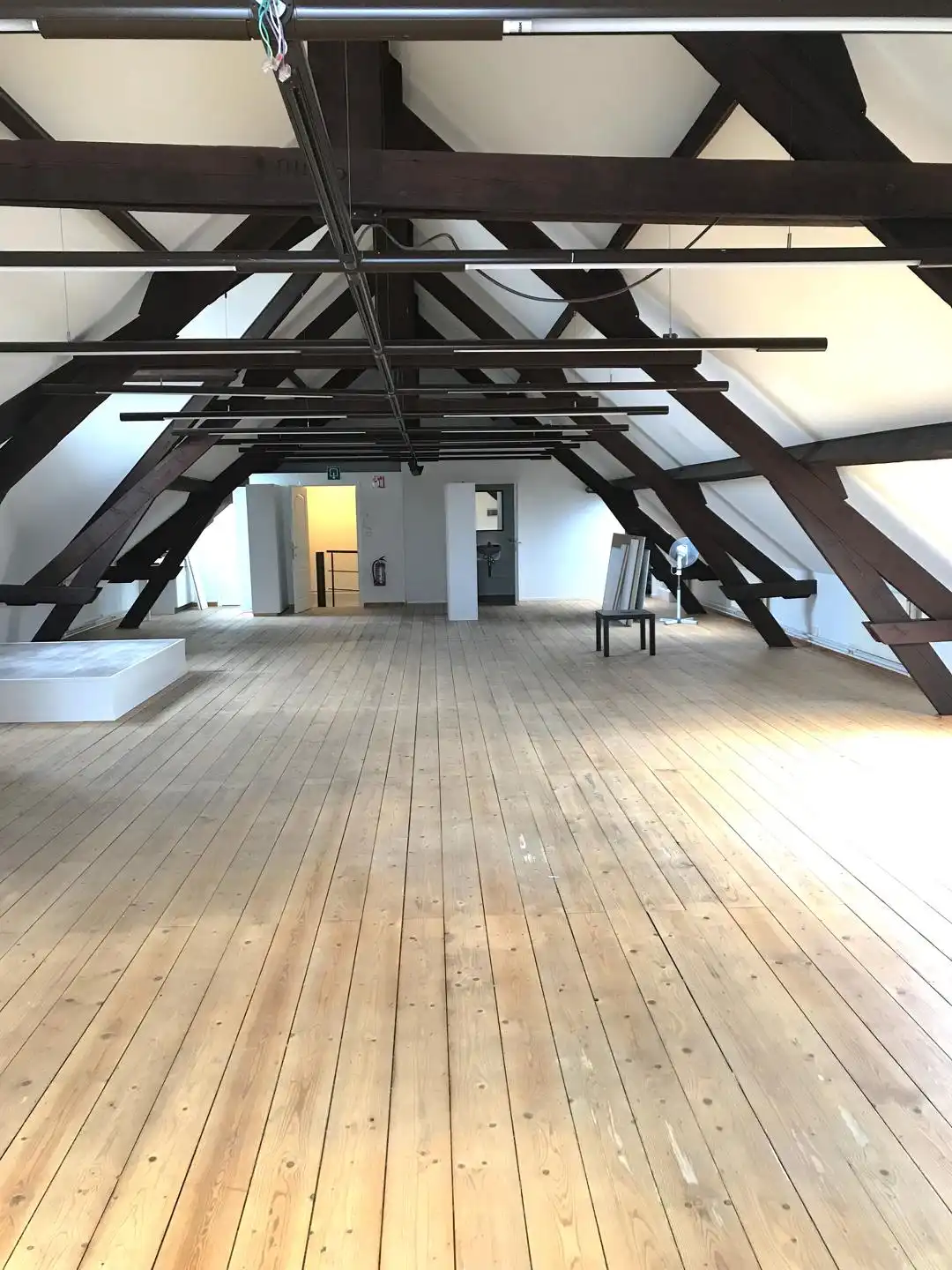 Kantoor te huur foto 6