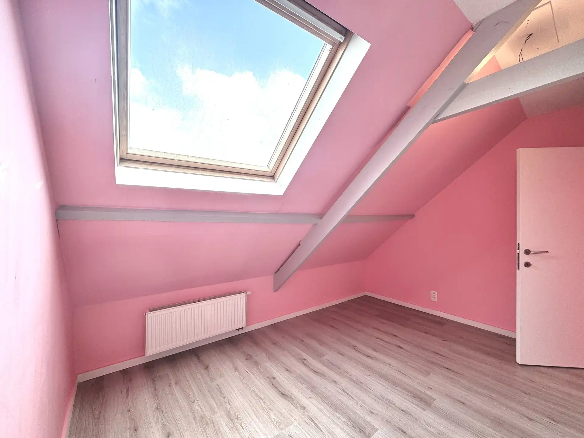 GEZELLIG INSTAPKLAAR HUISJE MET 3 KAMERS & TUIN foto 20