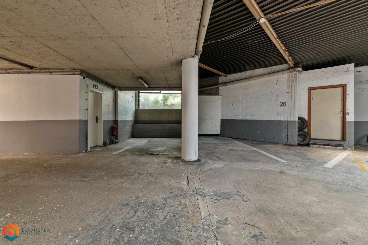 Staanplaats te huur vlakbij station van Mechelen. foto 3
