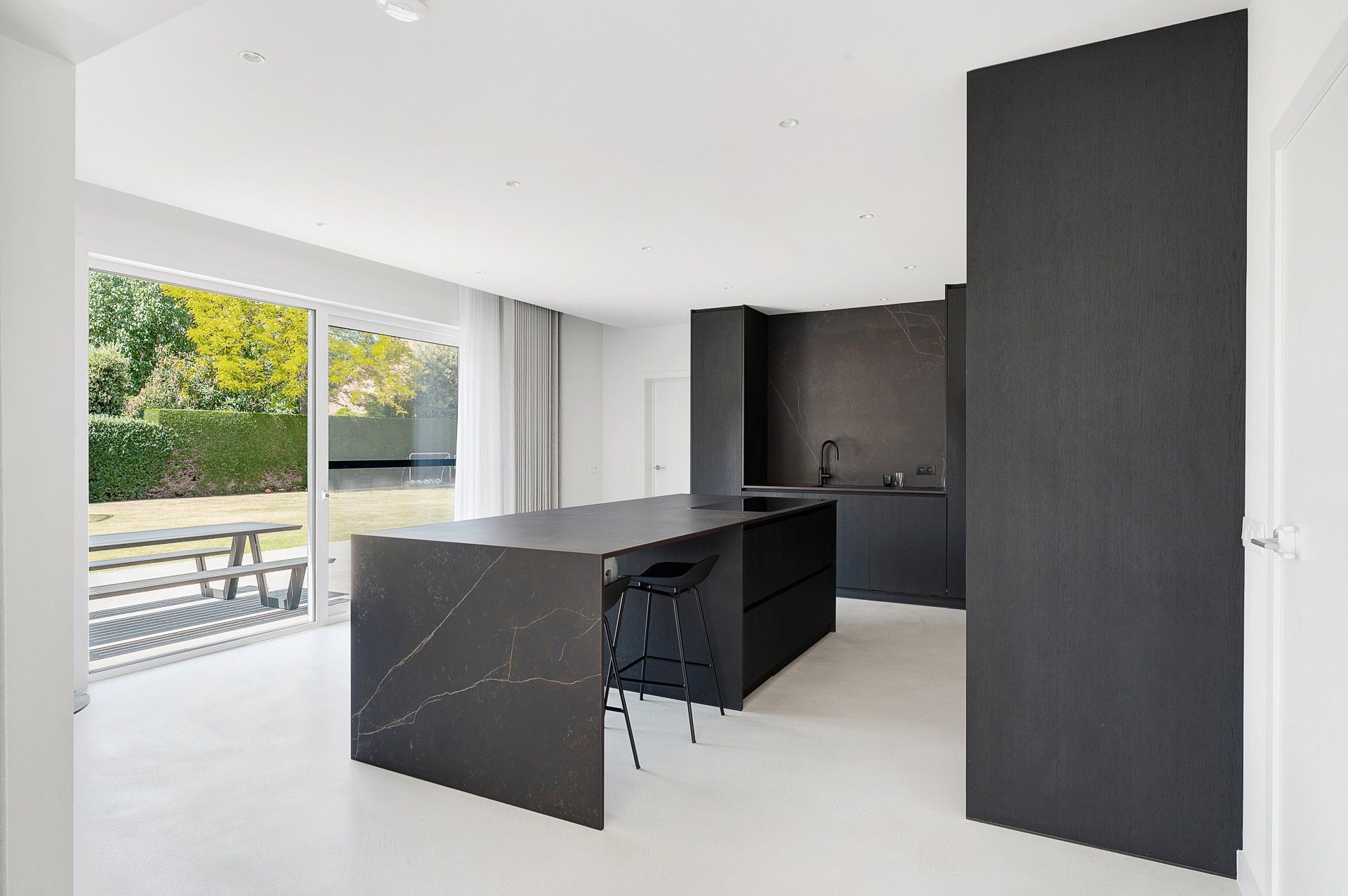 Ruime villa, rustig gelegen op een prachtig perceel van 1380m² te Westkapelle. foto 8