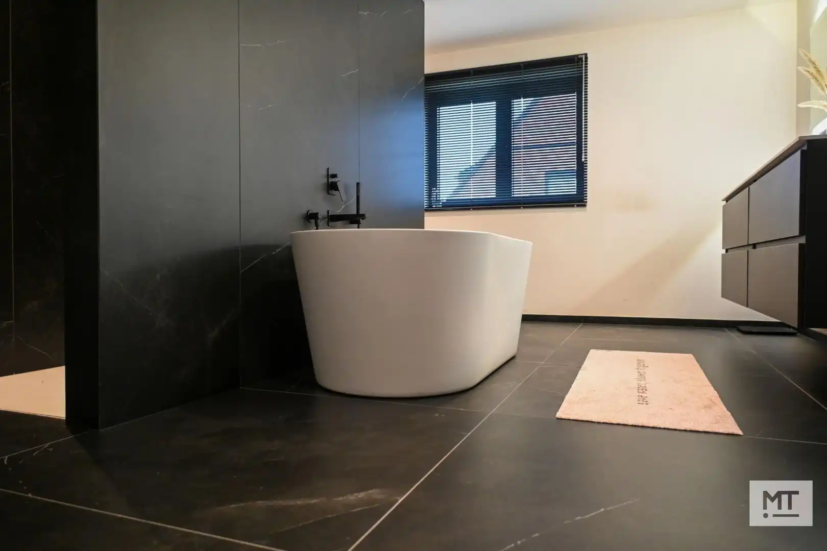 Nieuwbouwvilla met 3/4 slaapkamers, garage en tuin op een perceel van 1.776 m² foto 5