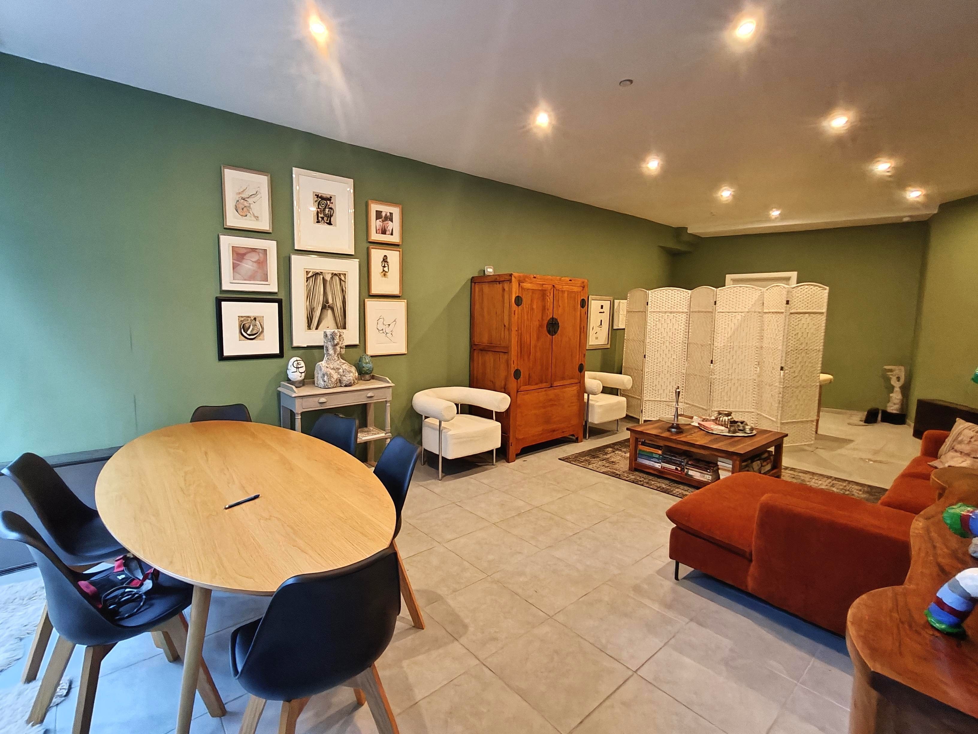 Handelspand met woonst (2-SLPK appartement) ! Hartje Oostende! foto 8