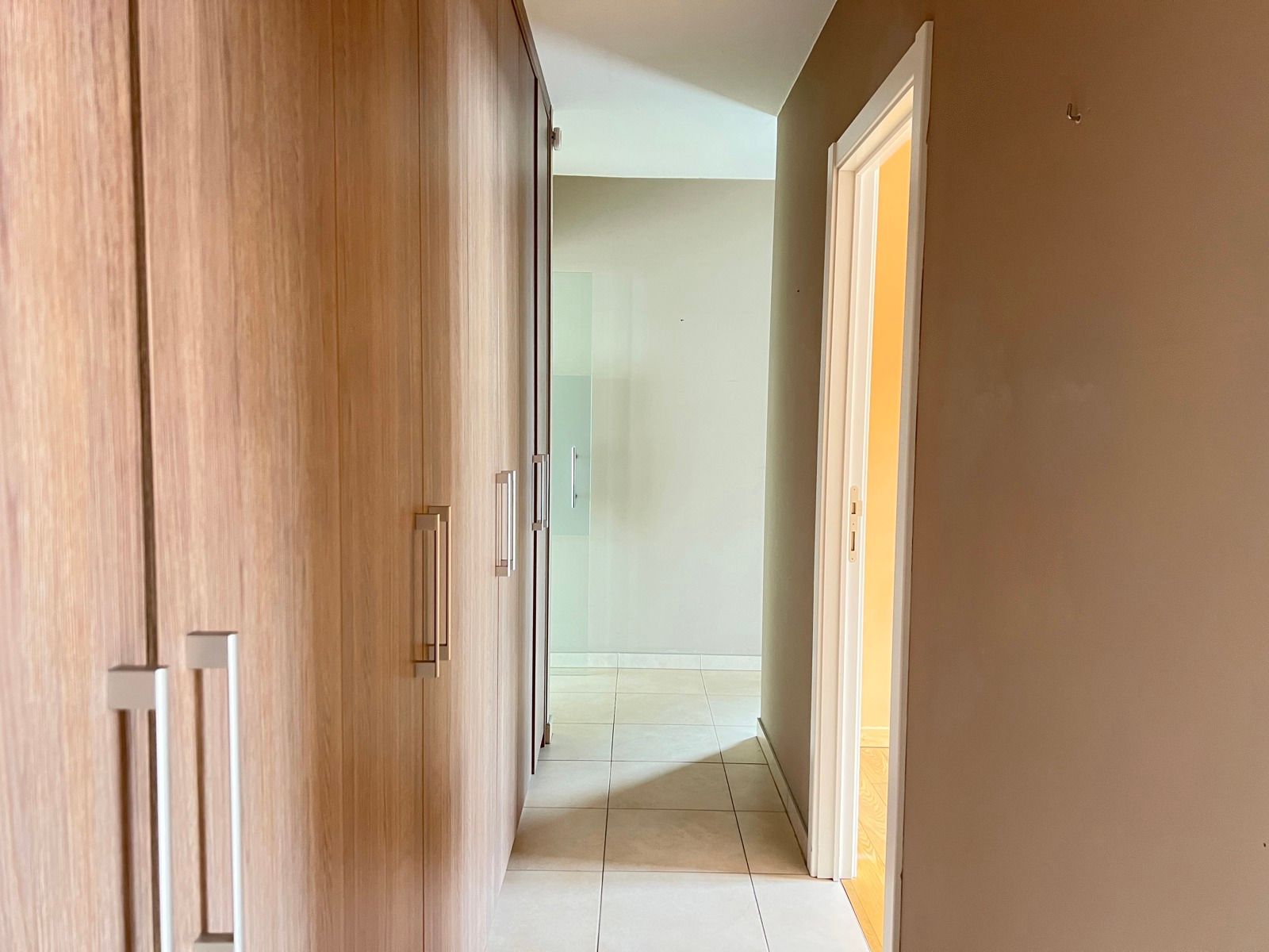 INSTAPKLAAR TWEESLAAPKAMER-APPARTEMENT TE HUUR CENTRUM ASSE foto 10
