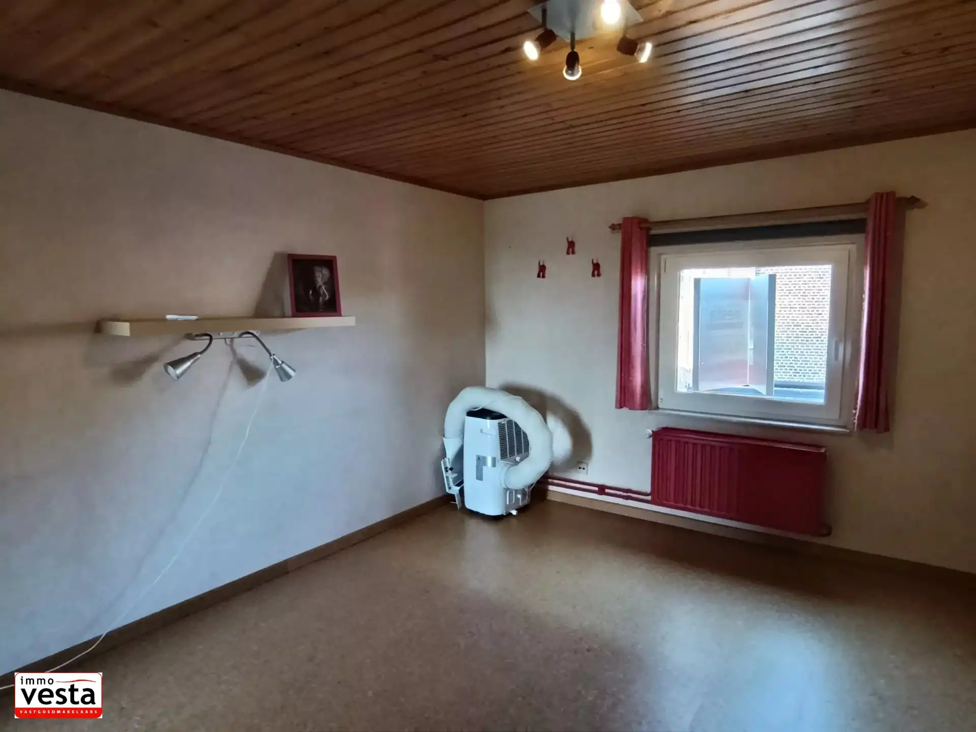 Ruime gezinswoning met 3 slaapkamers, garage en tuin  in Gingelom foto 10