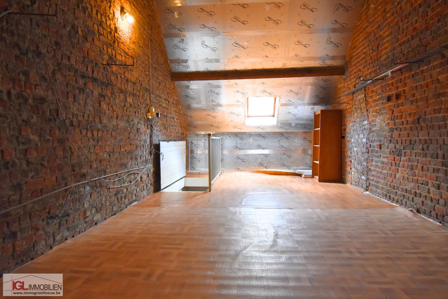 Woning met 2 slaapkamers en tuin in het centrum van Sint-Genesius-Rode foto 14