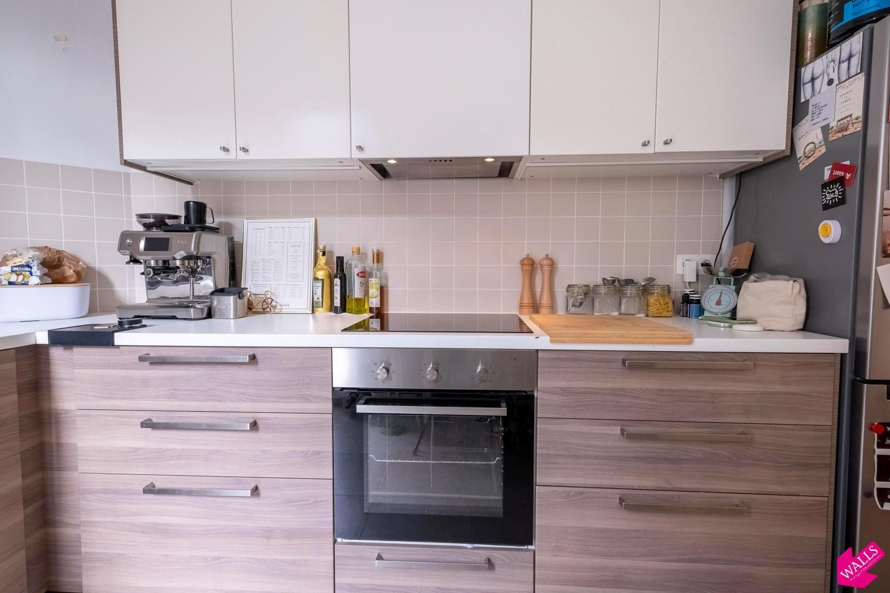 Supergezellig 2 slaapkamer appartement op toplocatie! foto 7