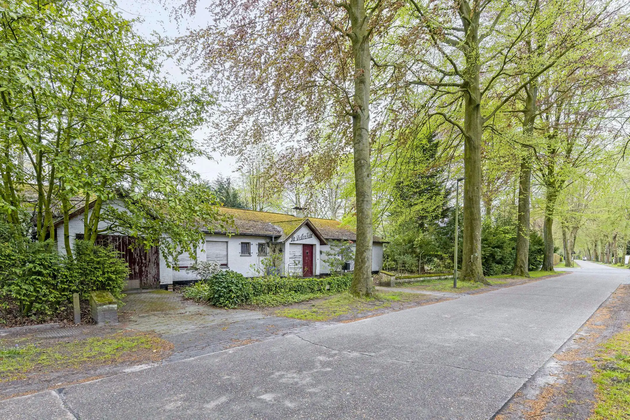 Vrijstaand huis langs De Linde / Puienbroeklaan te Sint-Kruis (Brugge) foto 2