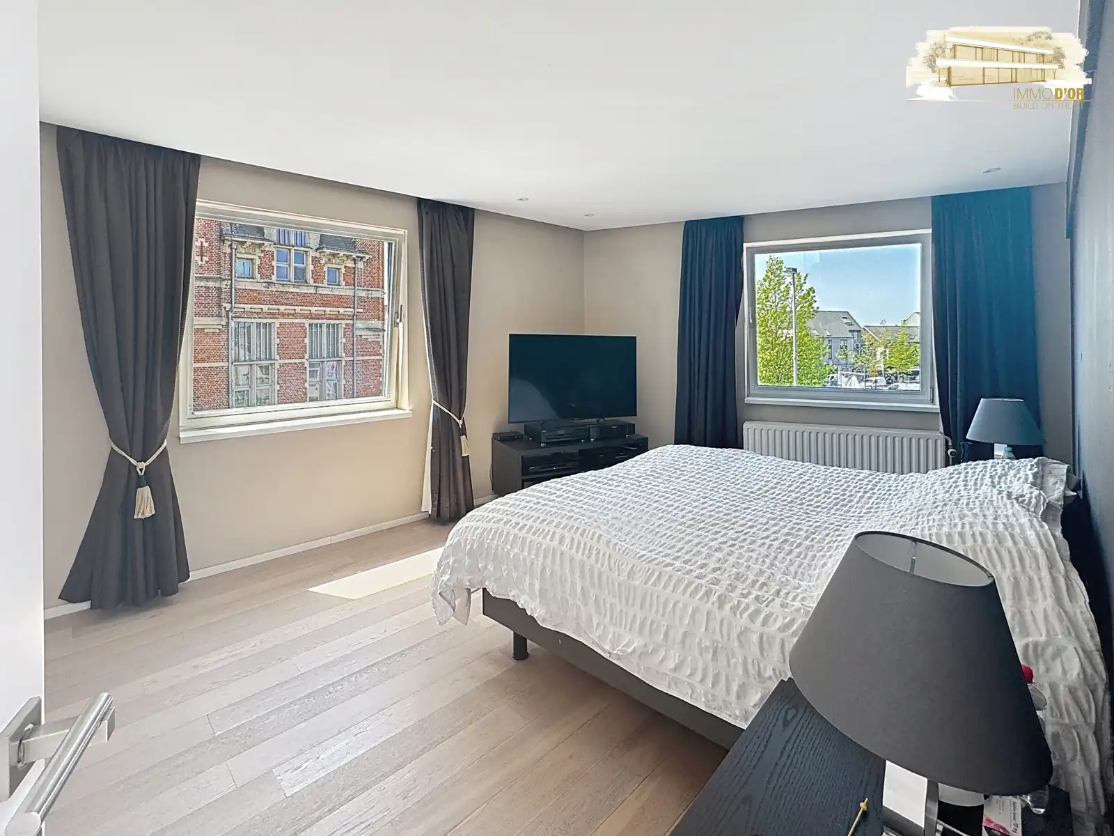 Stijlvolle duplex met 3 slaapkamers & zonovergoten terras foto 8