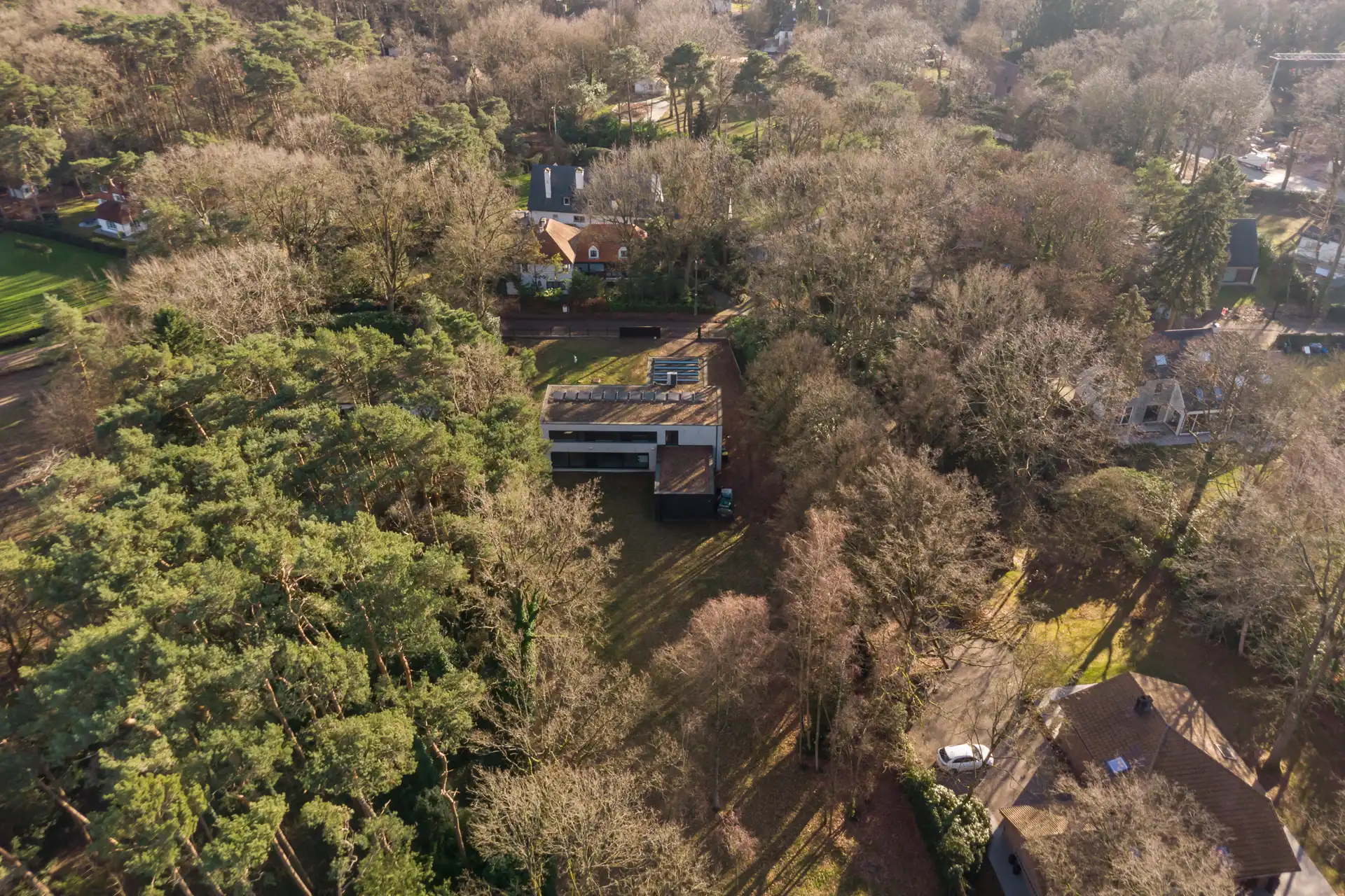 Supermoderne villa te koop – af te werken naar uw smaak foto 24