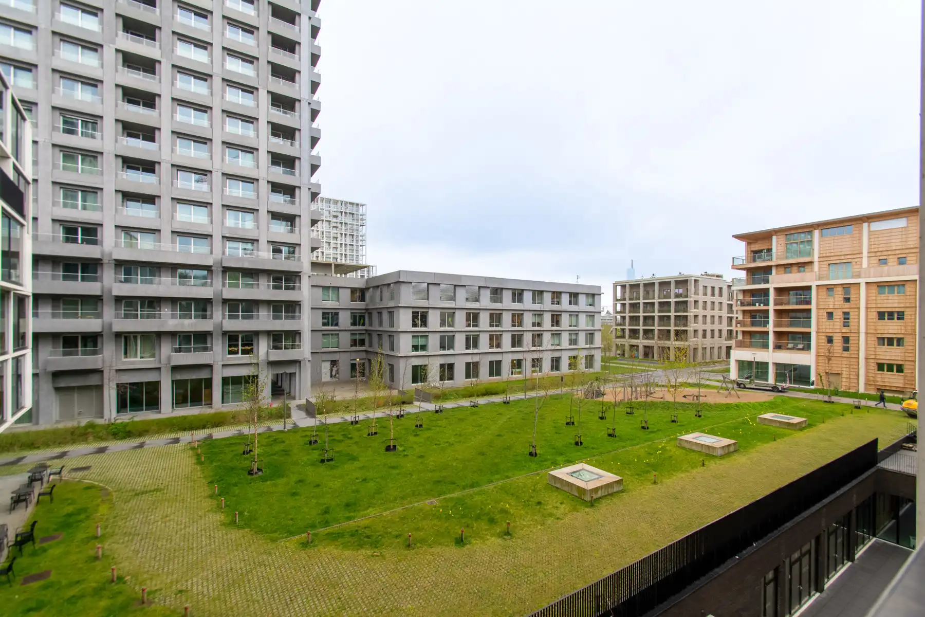 Prachtig 2slpk + bureau appartement met prachtige terrassen foto 6