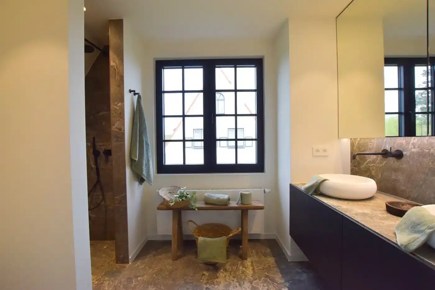 Compleet gerenoveerde villa aan de rand van het Zoute. foto 16