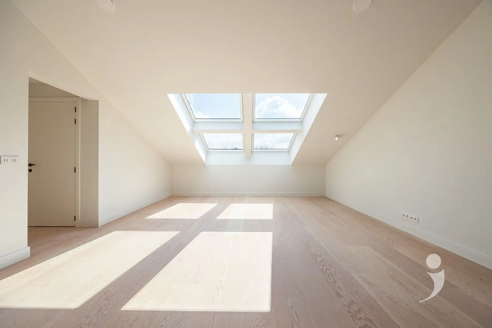 Exclusief gerenoveerd appartement op toplocatie in Leuven foto 3