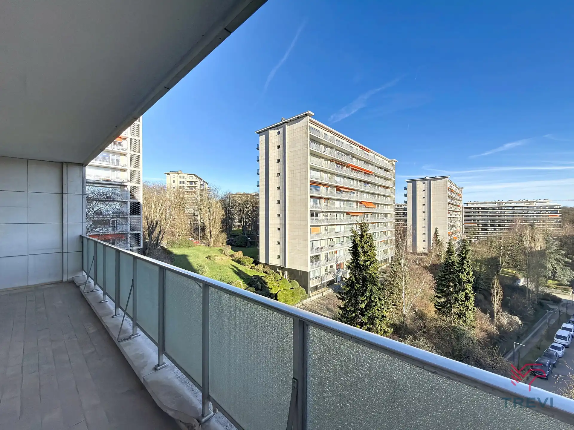 Opgefrist appartement met 1 slaapkamer op de Brugmannlaan ! foto 12