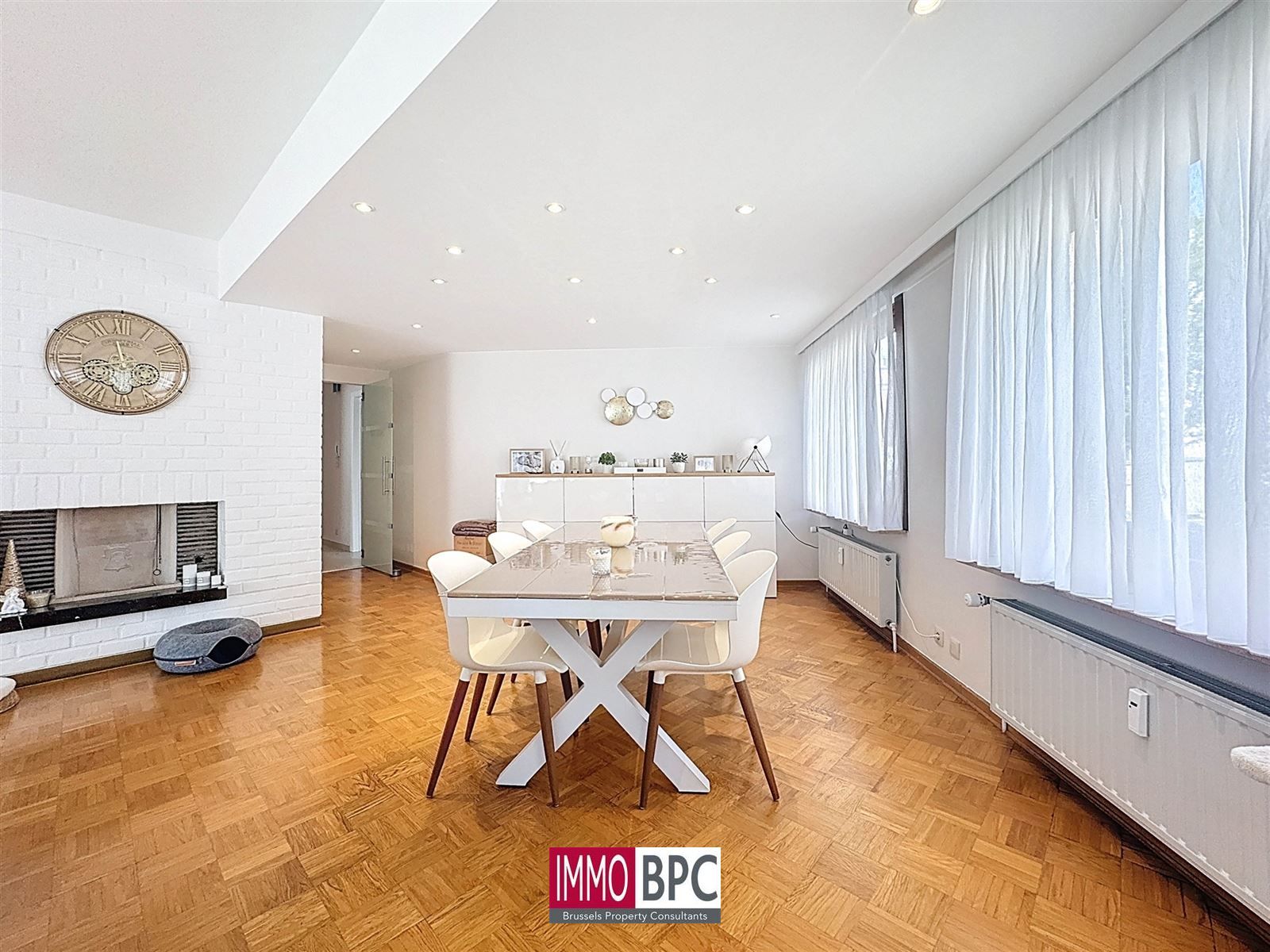 volledig gerenoveerd appartement van 140 m² foto 7