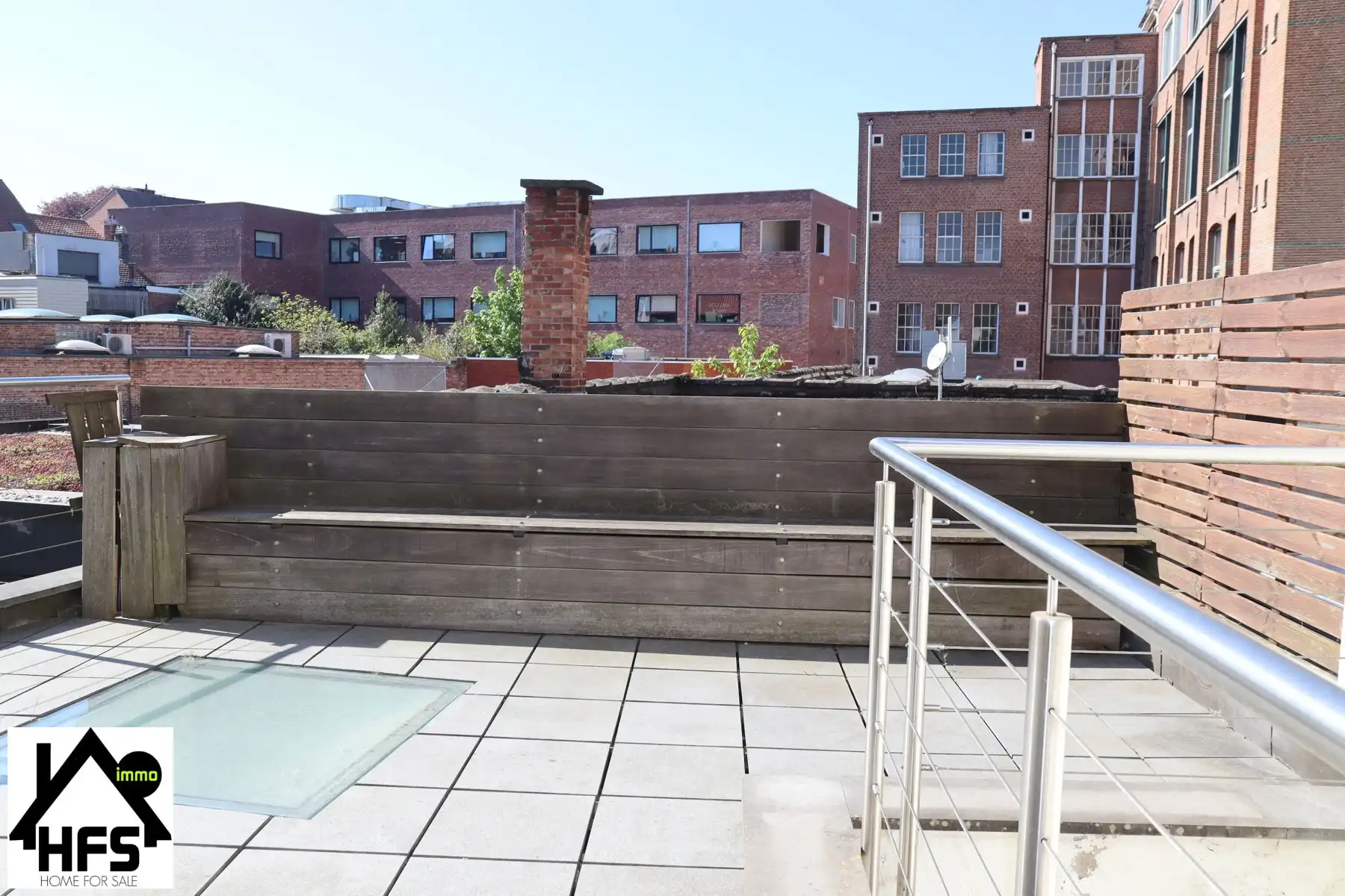 Toffe instapklare woning in hartje Mechelen met terras foto 8