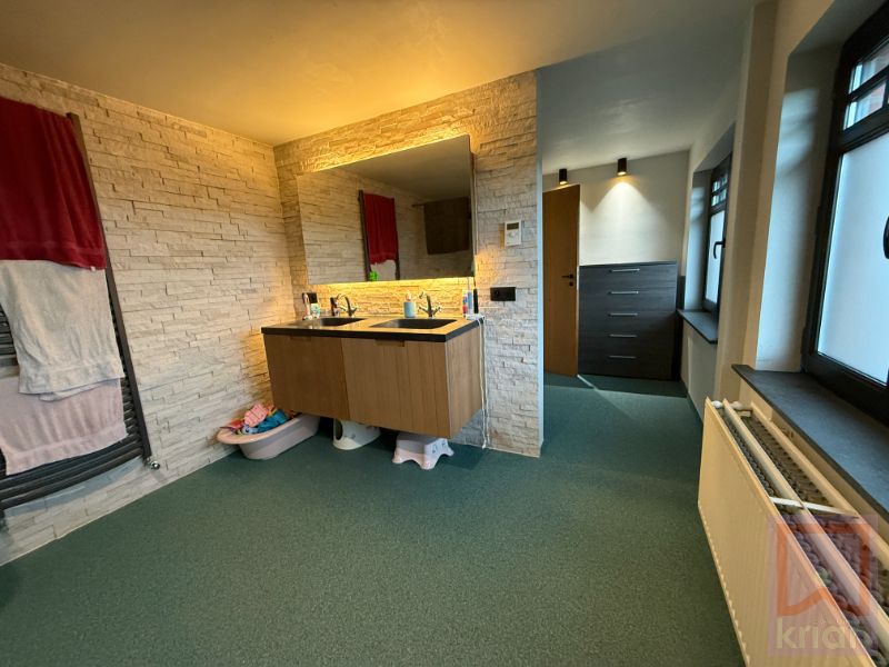 Gerenoveerde vrijstaande woning op 2880m²! foto 16